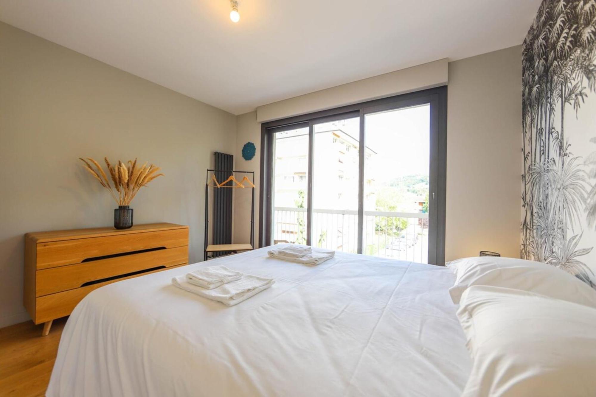 Appartement Le Superbe - T4 Avec Parking à 5 Min Du *